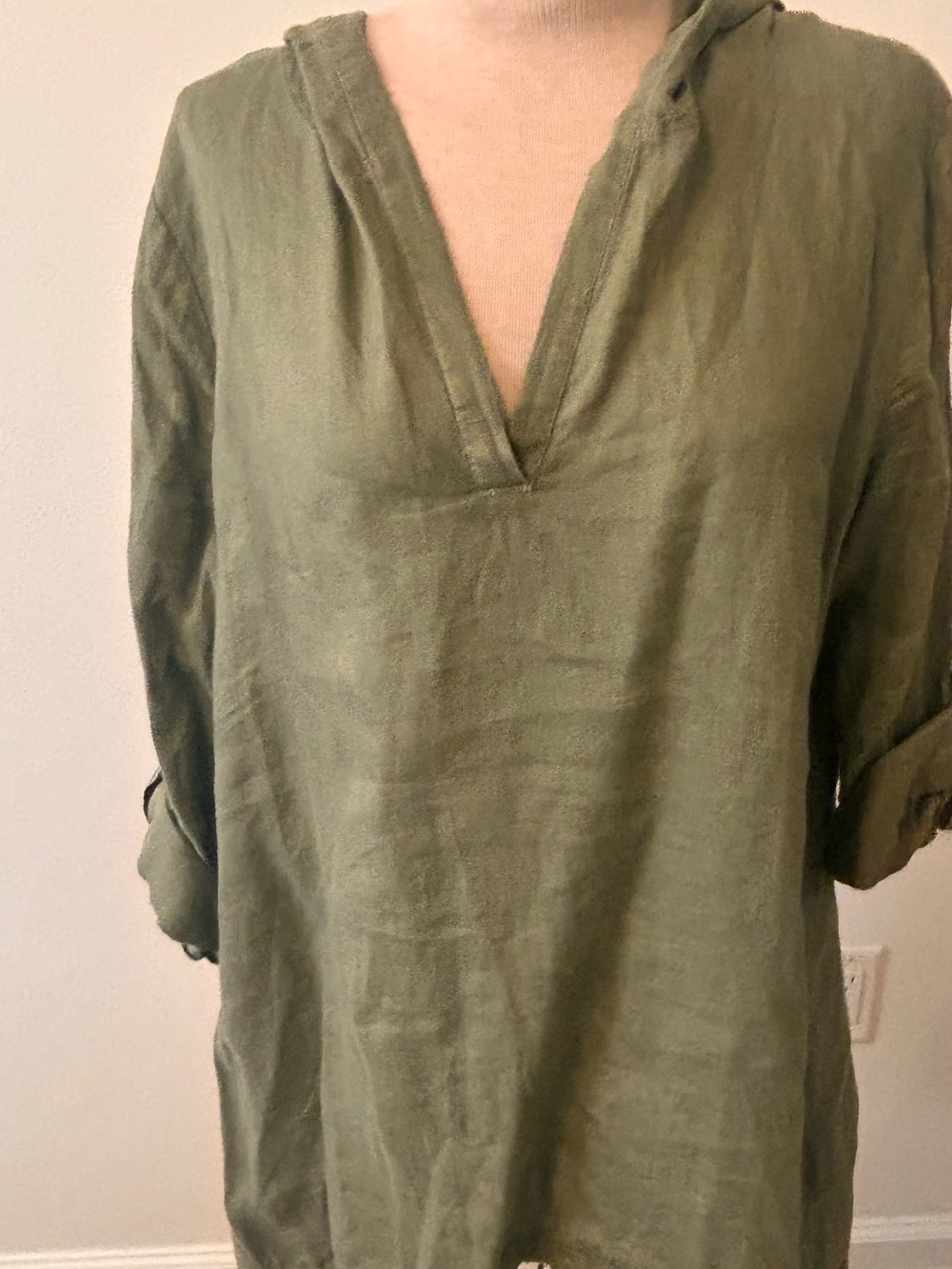 Linen very comfortable Magaschoni Olive Green V-Neck Linen Tunic